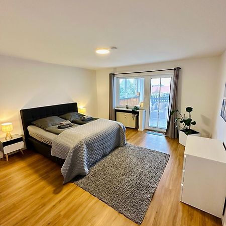 Traumhafte 115 Qm Ferienwohnung Am Steinhuder Meer, Ruhig, Komfortabel, Loggia, Parkplatz, Wifi Wunstorf Luaran gambar