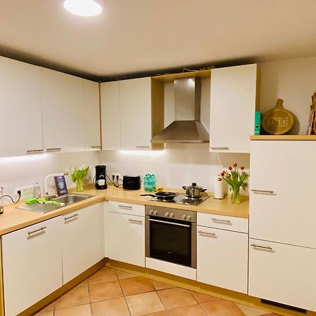 Traumhafte 115 Qm Ferienwohnung Am Steinhuder Meer, Ruhig, Komfortabel, Loggia, Parkplatz, Wifi Wunstorf Luaran gambar