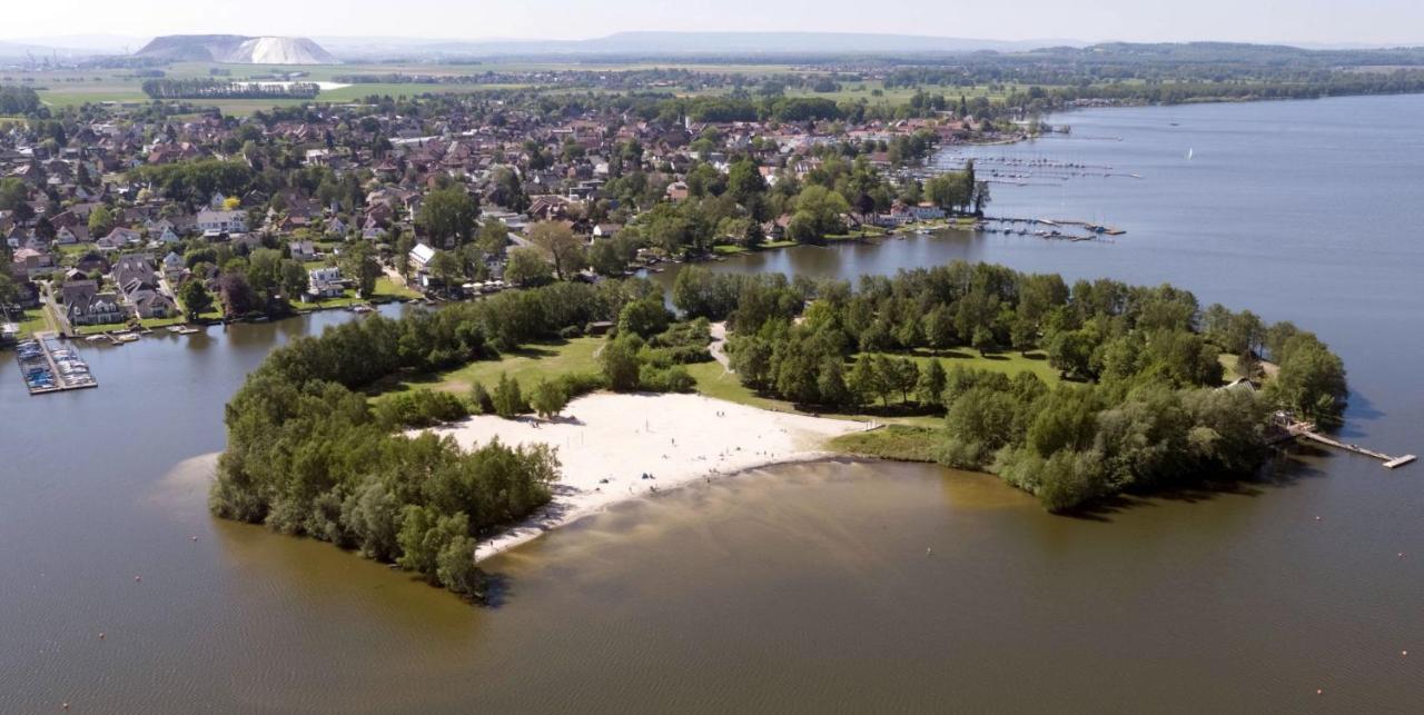 Traumhafte 115 Qm Ferienwohnung Am Steinhuder Meer, Ruhig, Komfortabel, Loggia, Parkplatz, Wifi Wunstorf Luaran gambar